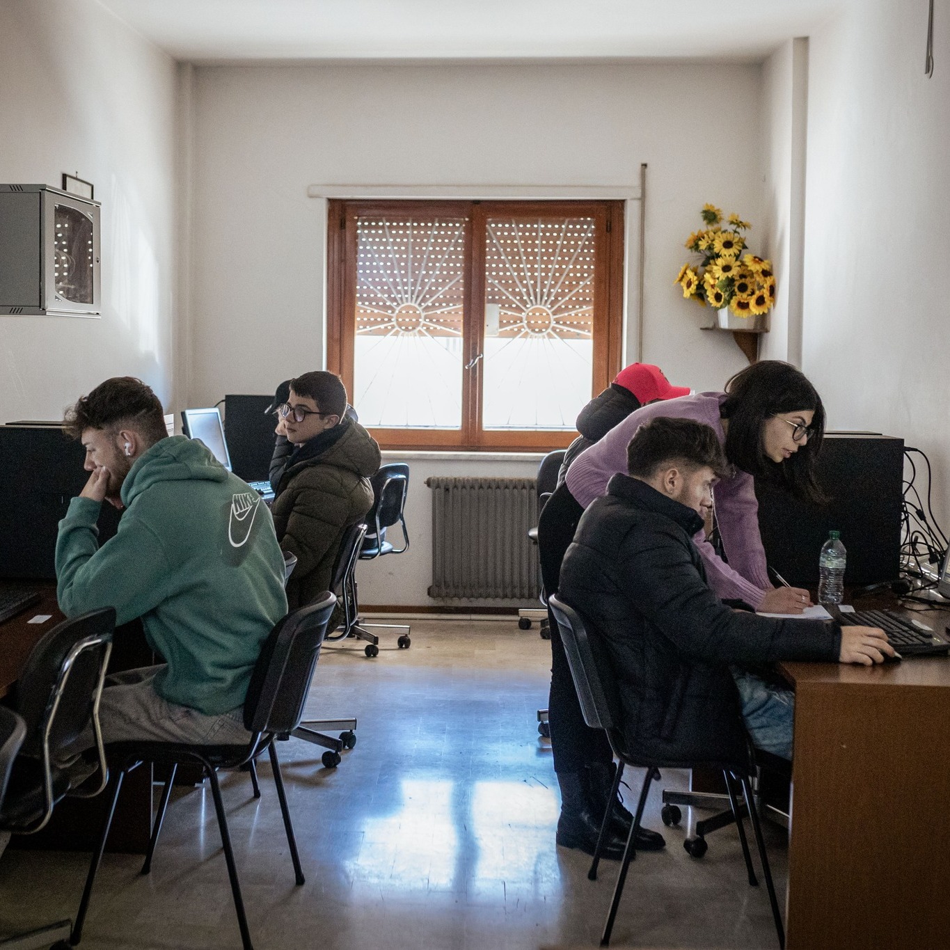 Studenti al computer